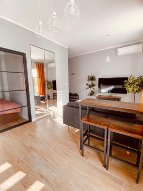 Green Stone Apartment IV